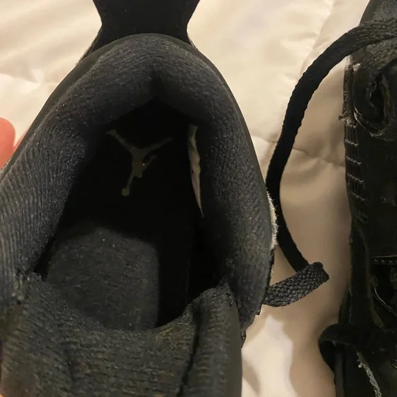 Nike air jordan 4 retro black cat